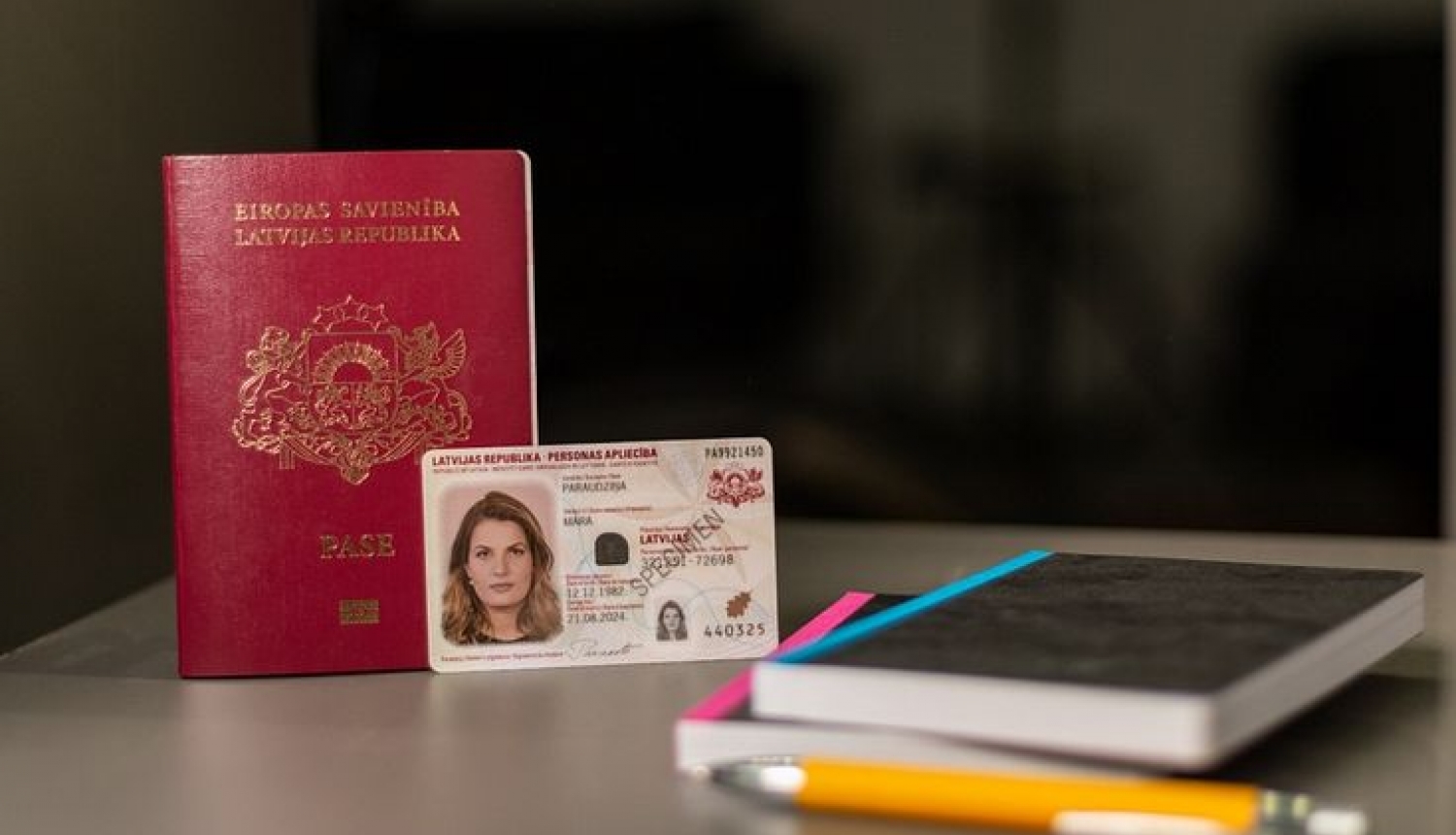 Personas apliecība jeb eID karte būs obligāta tad, kad beigsies pases derīguma termiņš